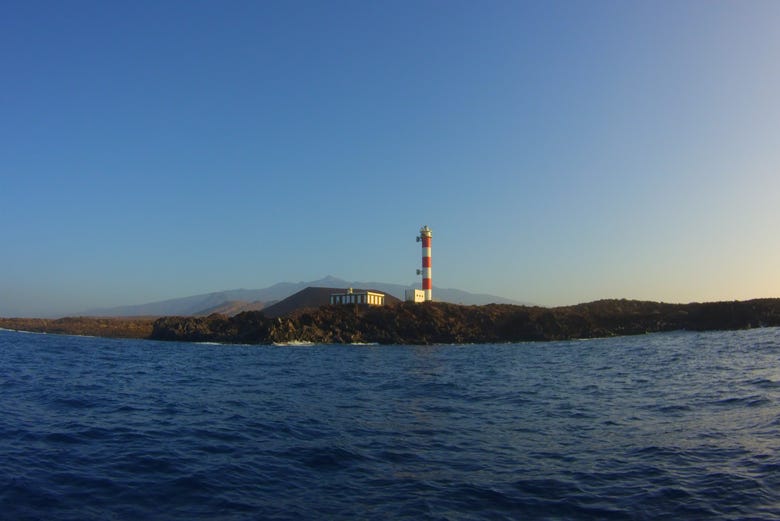 Faro di Punta de Rasca visto dal mare