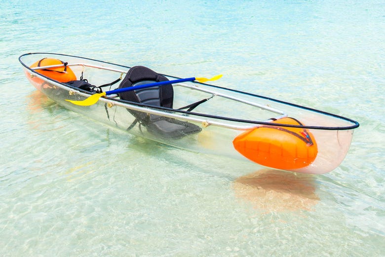 Kayak transparente en la playa de Las Canteras