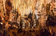 Excursão à Cueva de Valporquero