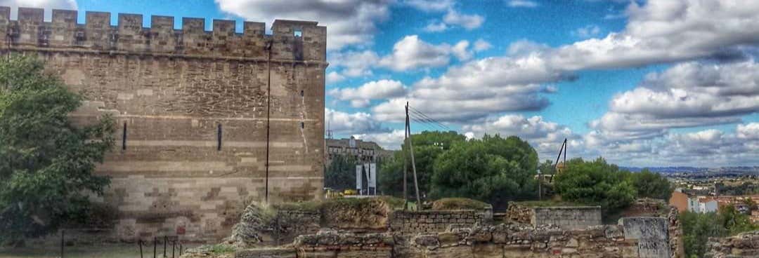 Visita guiada por el castillo templario de Gardeny