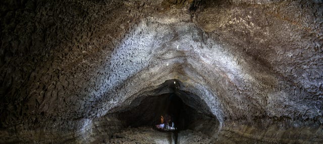 Espeleología en la Cueva de Las Palomas