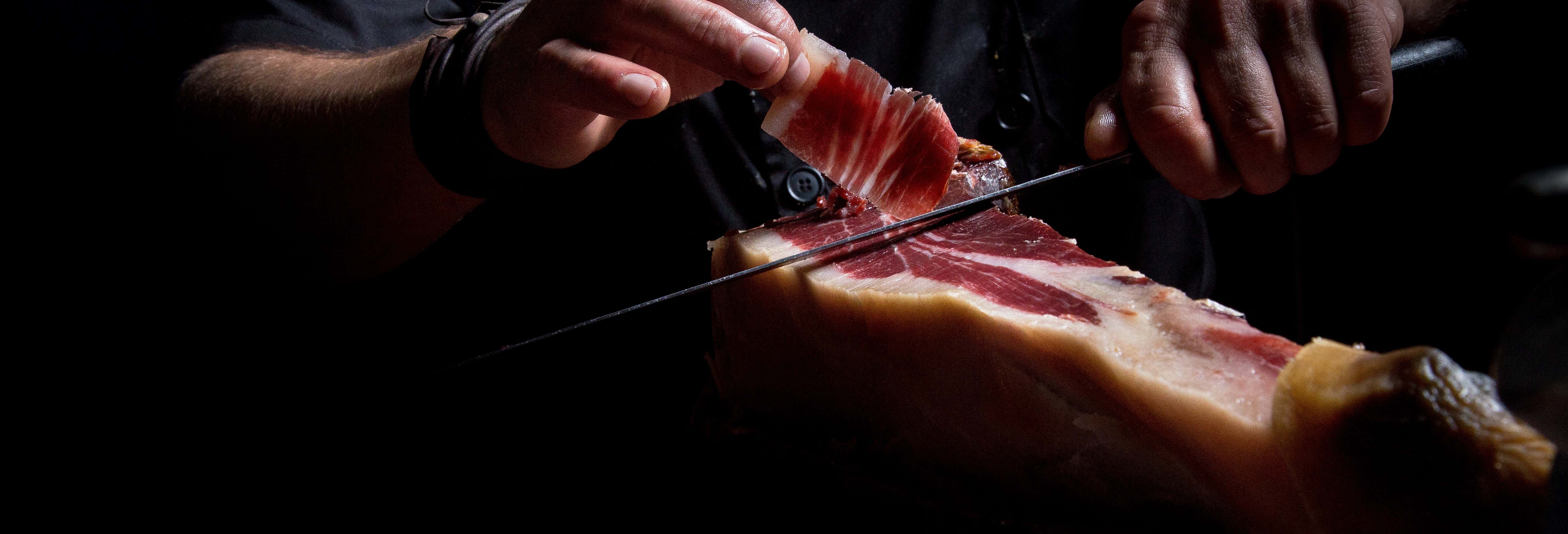 Clase de corte de jamón con degustación de ibéricos
