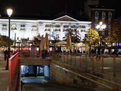 Santa Ana de noche