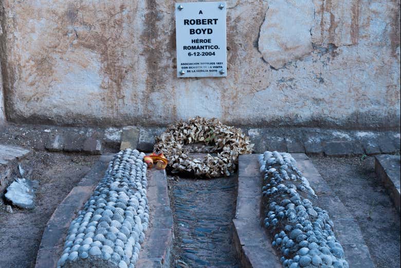 Tour teatralizado nocturno por el Cementerio Inglés de Málaga