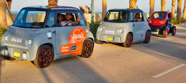 Tour privado en coche eléctrico por Málaga