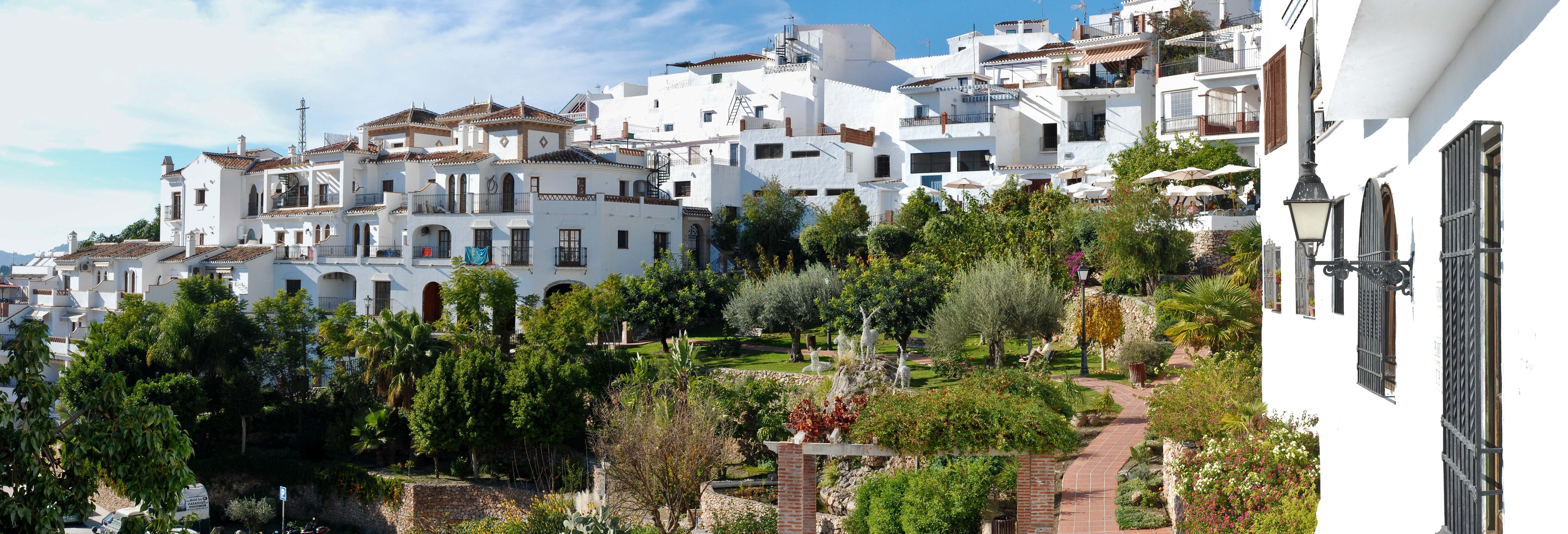 Tour por Frigiliana y cuevas de Nerja desde Málaga