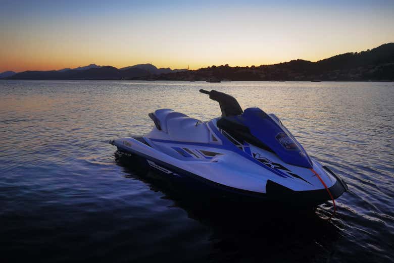 Balade En Jet Ski Au Coucher Du Soleil Depuis Alcudia Majorque