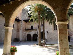 Patio interior de la Almudaina