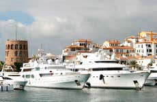 Tour de bicicleta por Puerto Banús