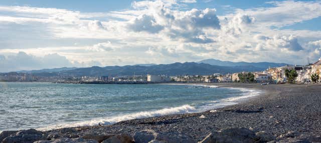 Excursión en barco a la Caleta de Vélez