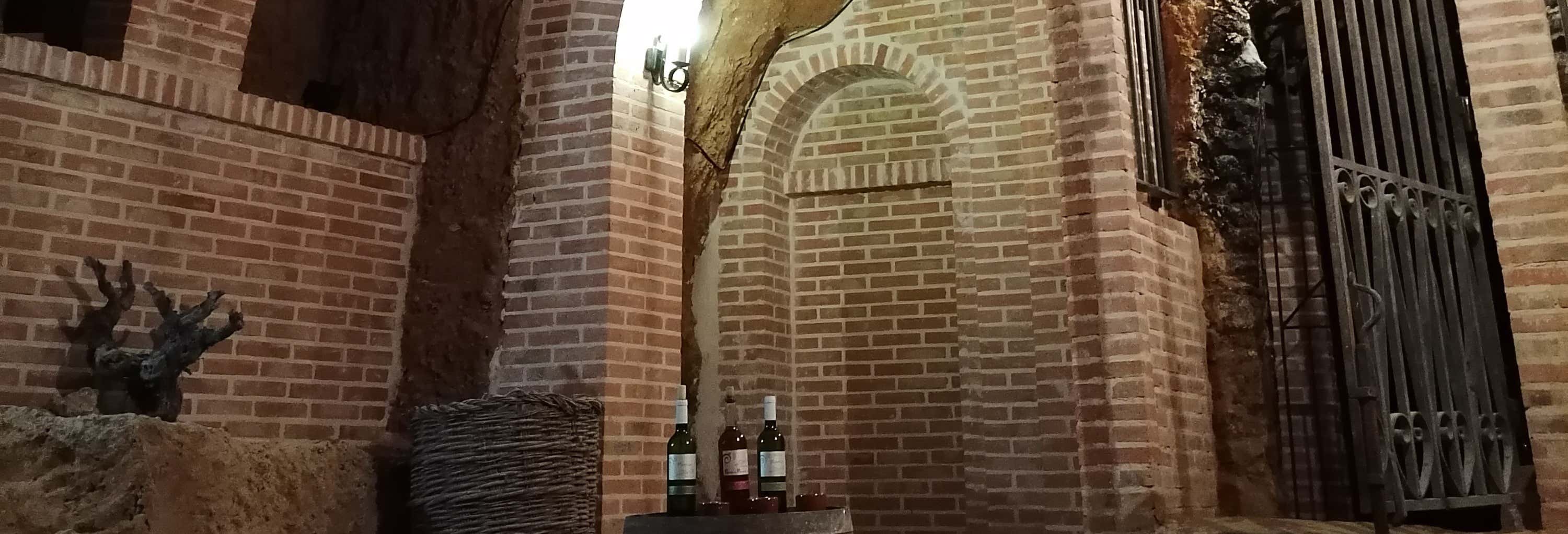 Visita a la bodega subterránea La Cárcel desde Peñaranda de Duero Visita a la bodega subterránea La Cárcel desde Peñaranda de Duero