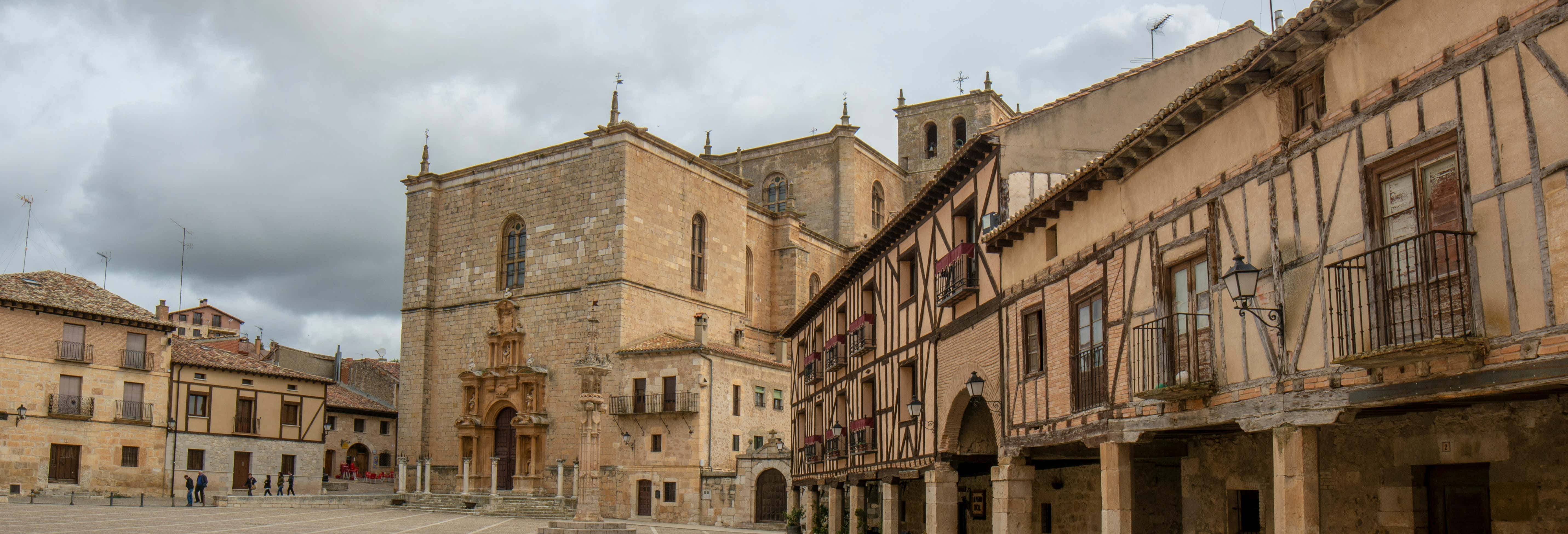 Visita guiada por la excolegiata de Santa Ana desde Peñaranda de Duero Visita guiada por la excolegiata de Santa Ana desde Peñaranda de Duero