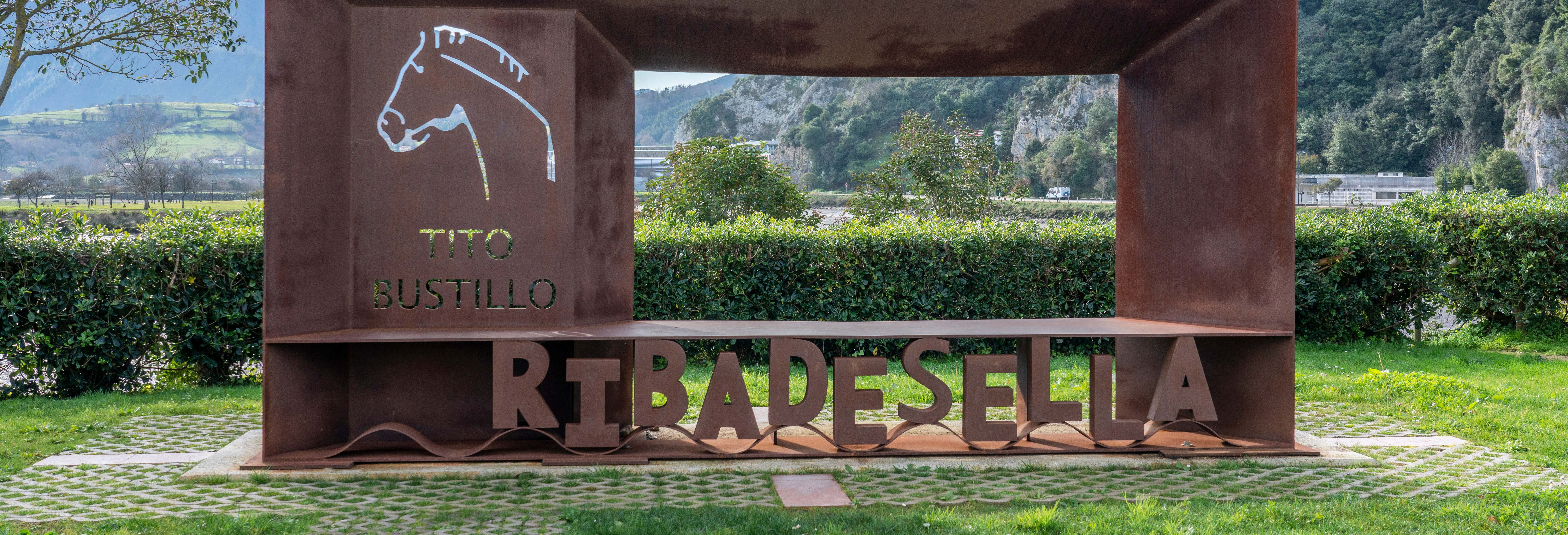 Entrada al Centro de Arte Rupestre de Tito Bustillo
