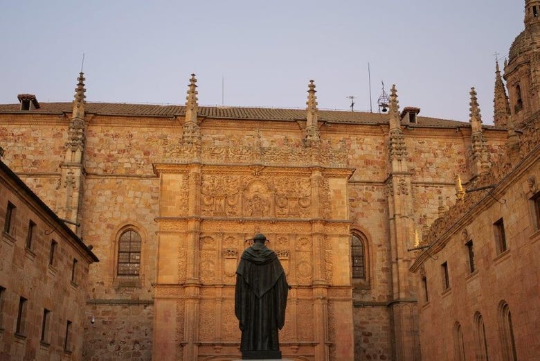 Fachada da Universidade de Salamanca