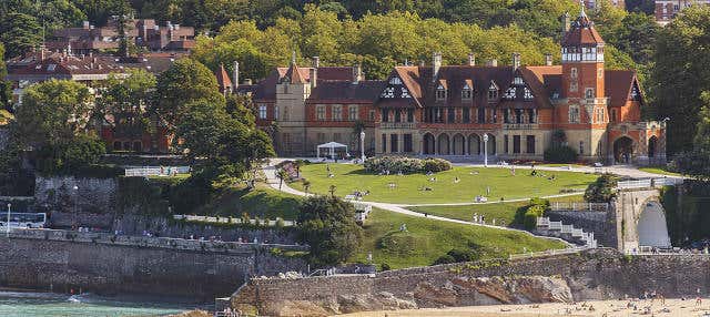 Parks & Palaces of San Sebastian Tour