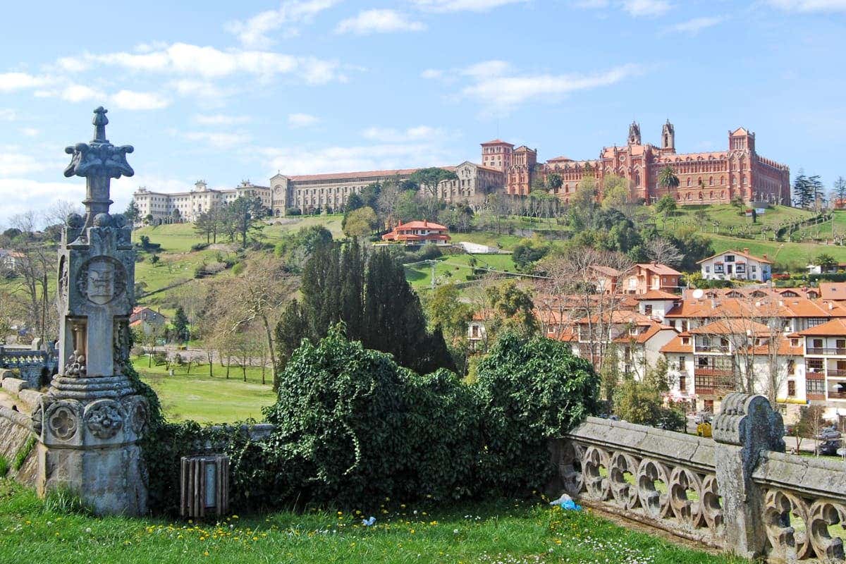 Excursión a Comillas y al Capricho de Gaudí