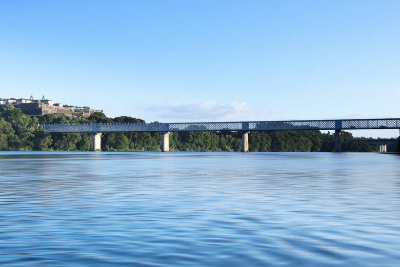 Puente Internacional sobre el río Miño