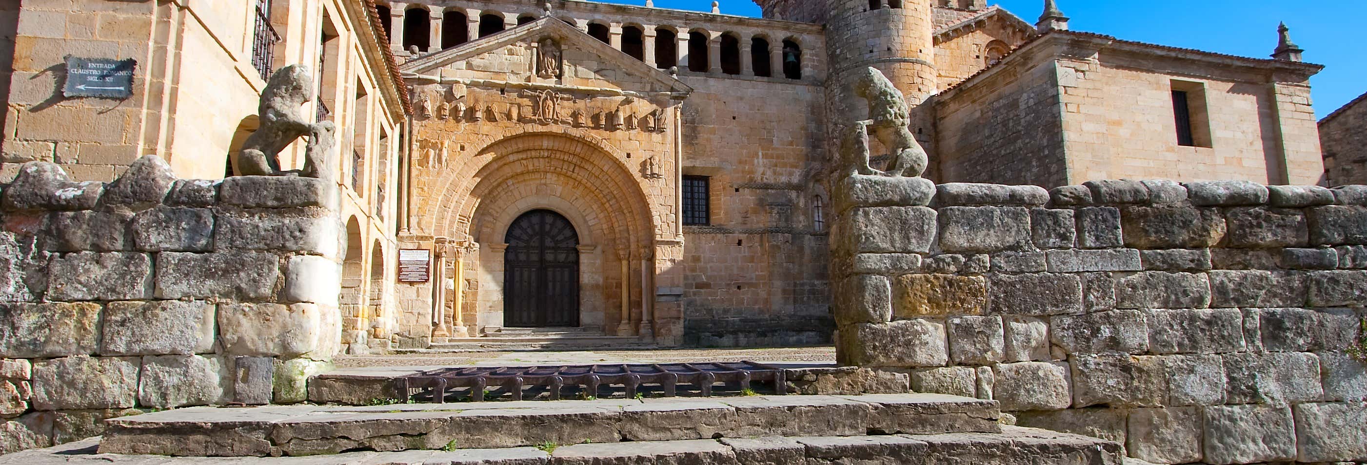 Tour de Santillana del Mar al completo con entradas
