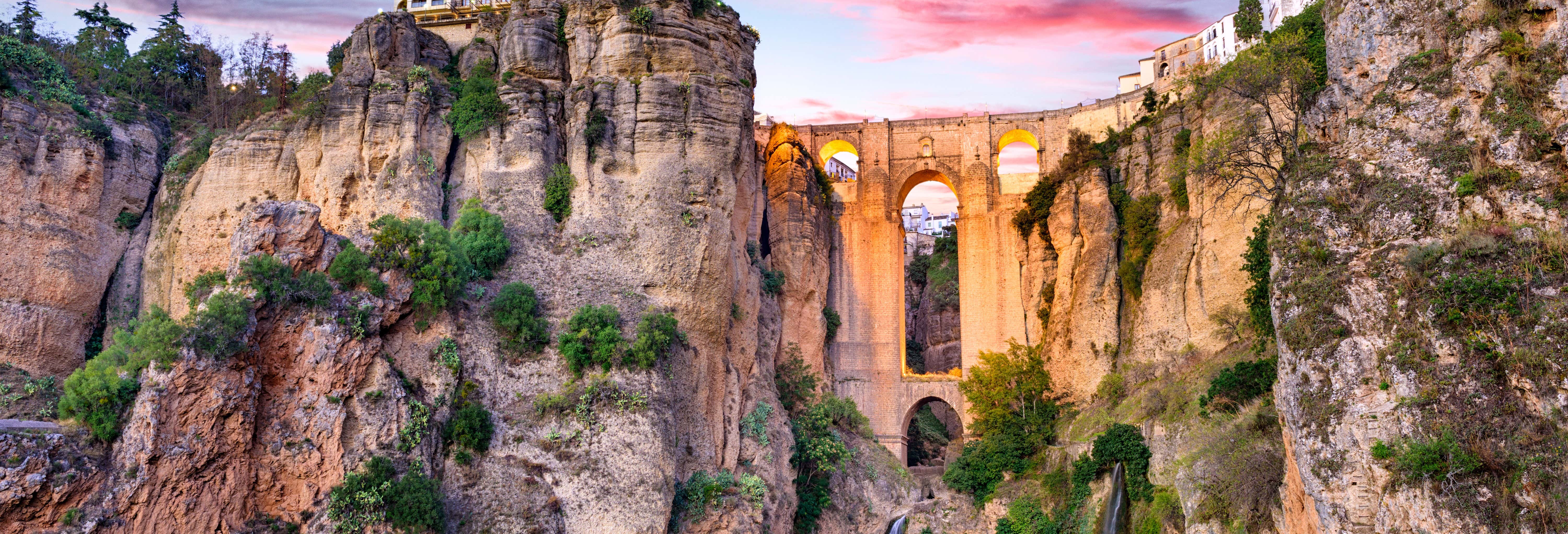 Excursión a Ronda y Setenil desde Torremolinos