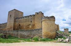 Entrada para el Castillo Encantado de Trigueros del Valle