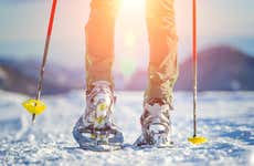 Balade en raquettes à neige dans la Vallée de Lago