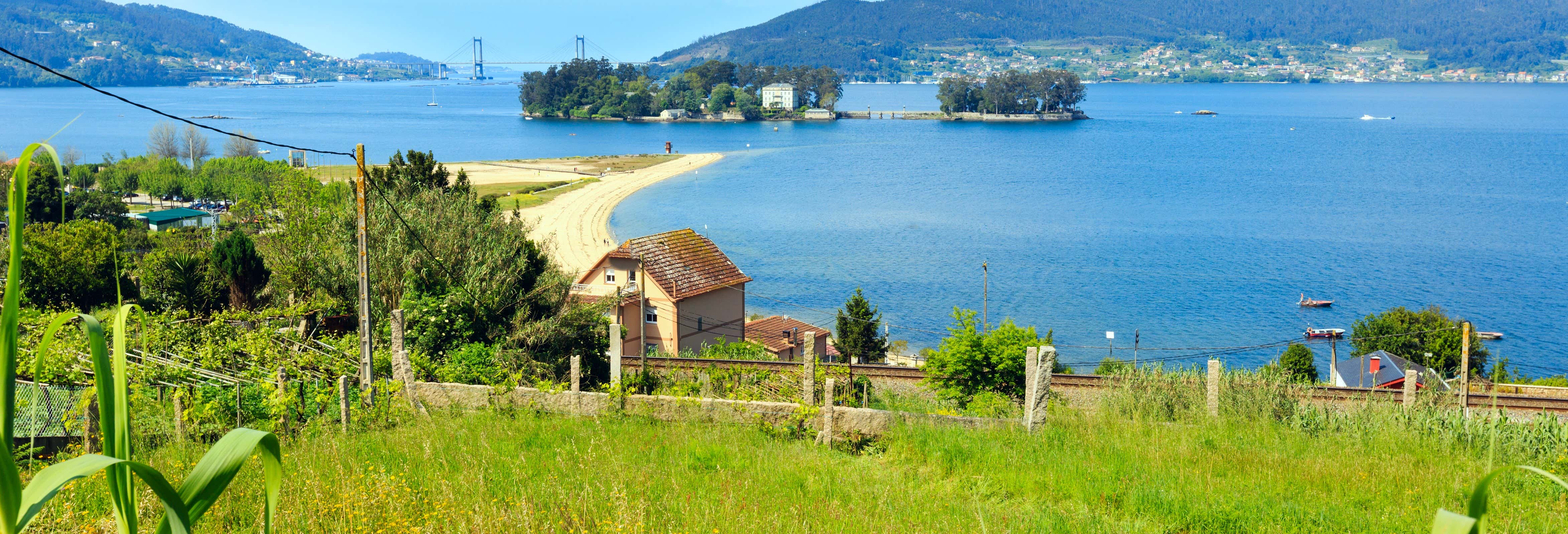 Excursión a la isla de San Simón en barco desde Vigo
