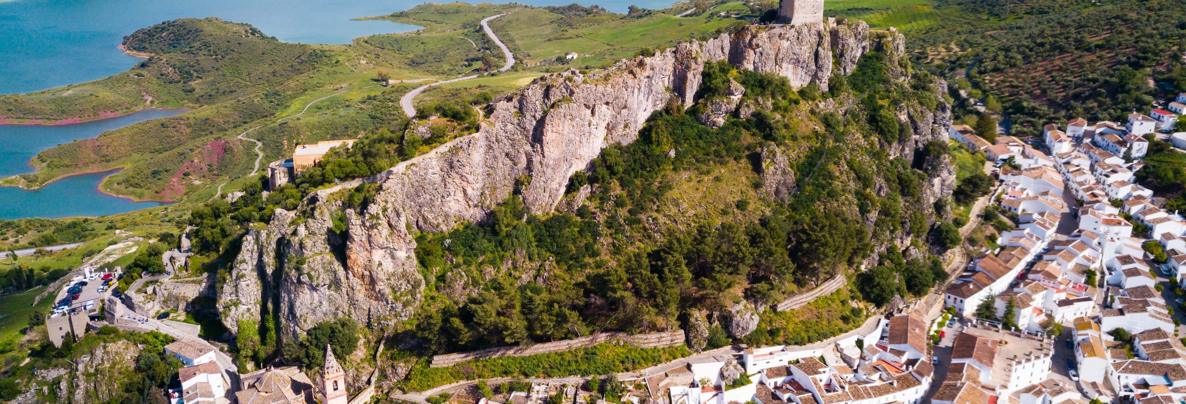 Free tour por Zahara de la Sierra ¡Gratis!