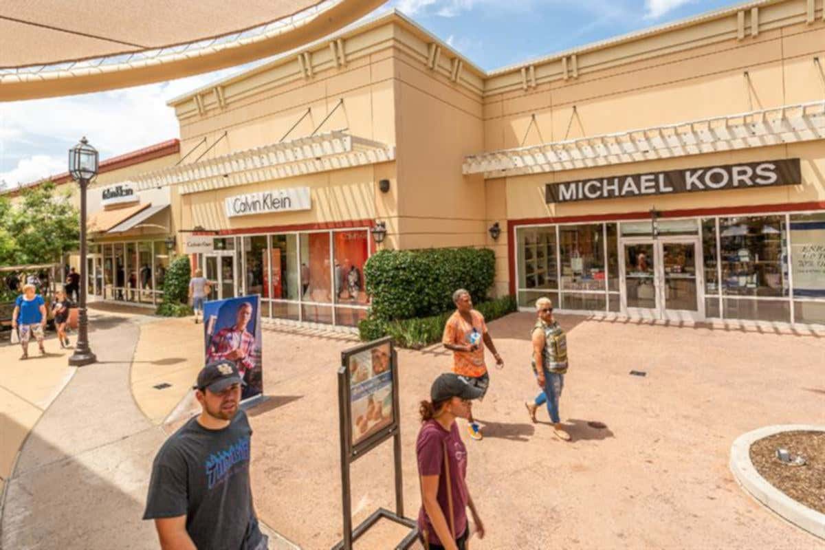 Tour panorámico por Houston + Tanger Outlets