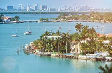 Alquiler de yate con patrón en Miami