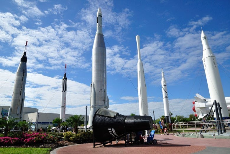 Jardin de fusées au Centre Spatial Kennedy 