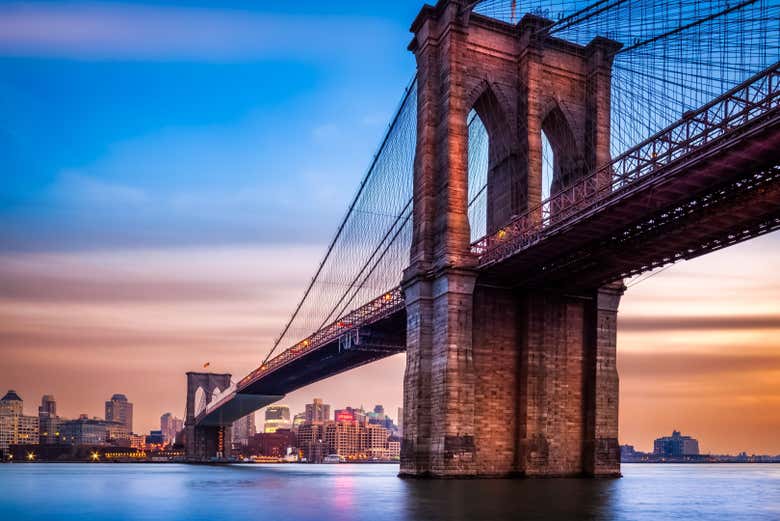Puente de Brooklyn al atardecer