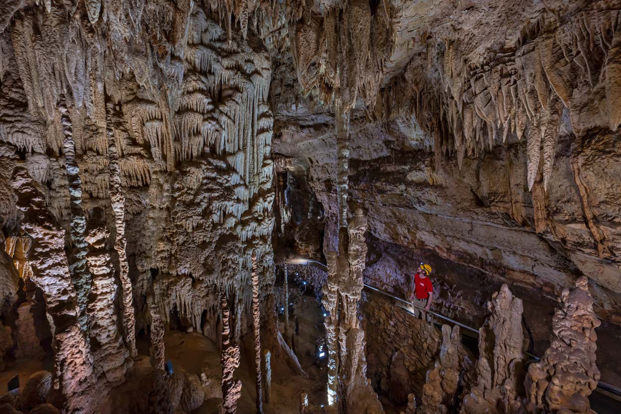 Visita guiada por las Natural Bridge Caverns desde San Antonio