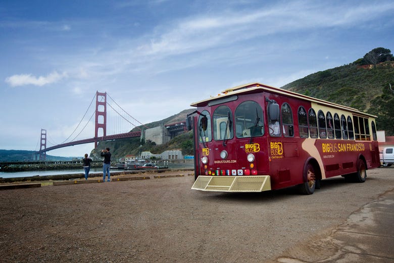 Trolley bus tour of Sausalito