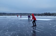 Patinaje sobre hielo en Tallin