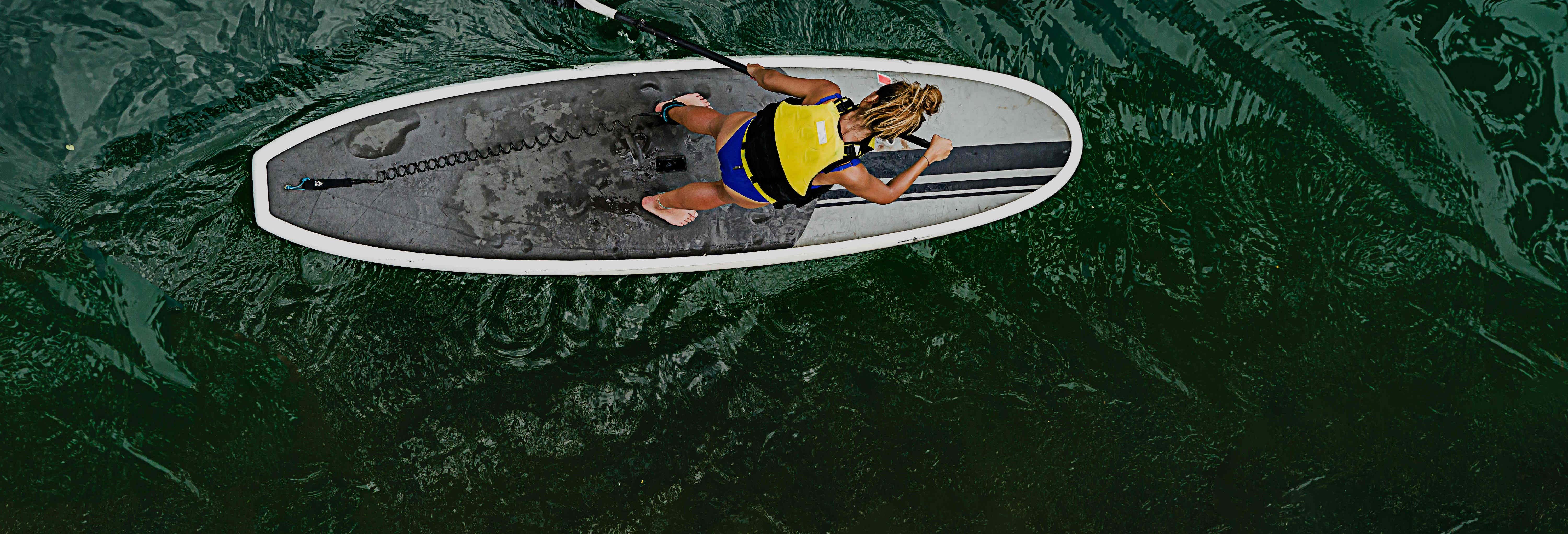 Paddle surf en el río Loboc