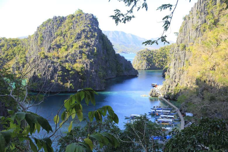 Tour Por El Lago Kayangan E Islas De Coral Desde Corón