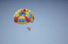 Parasailing em Coron