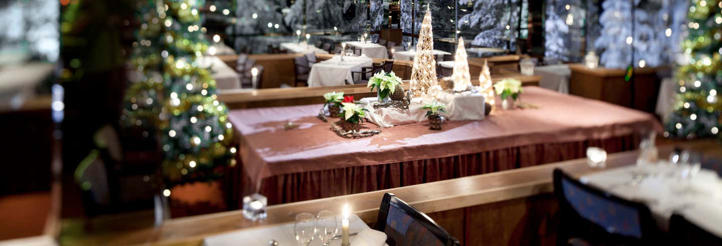Cena sotto l'aurora boreale