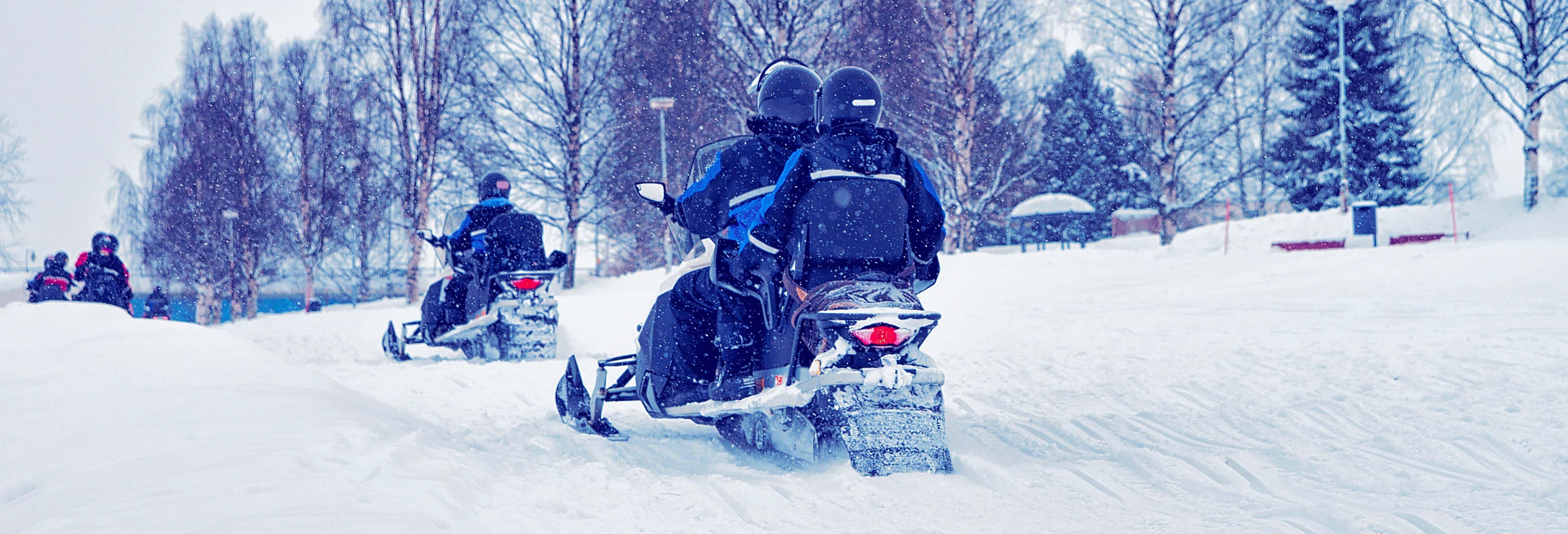 Paseo en moto de nieve + Pesca en el hielo