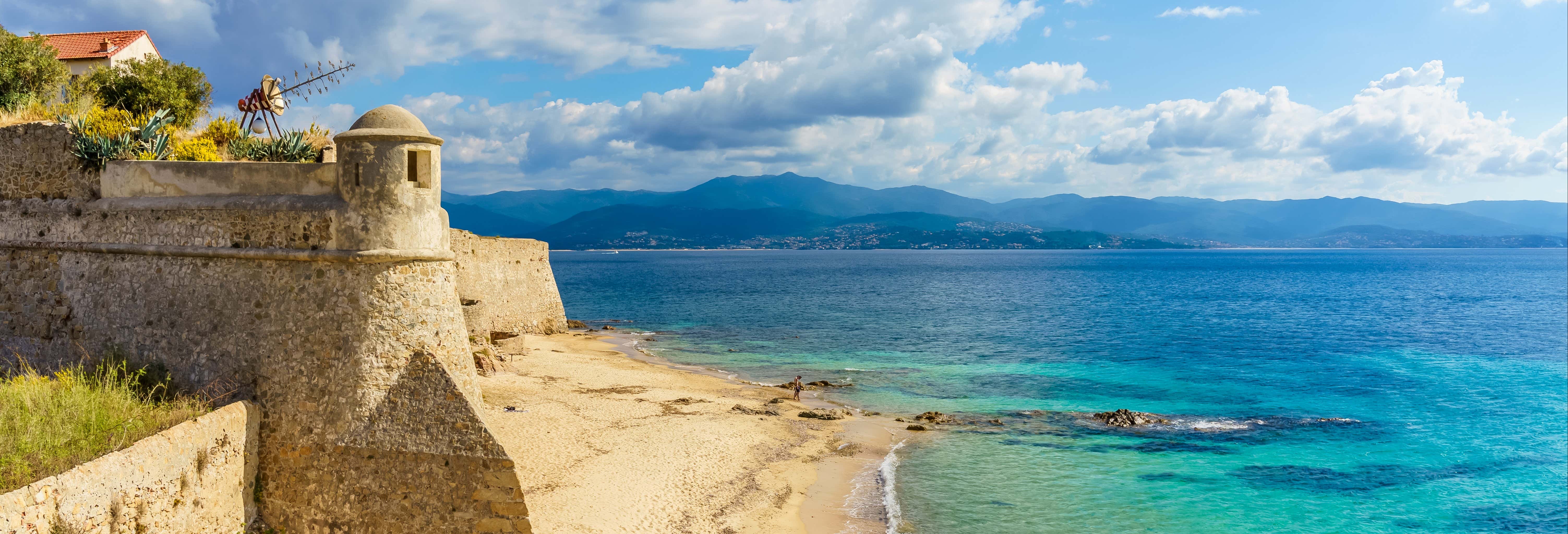 Tour por Ajaccio y Punta de la Parata para cruceros