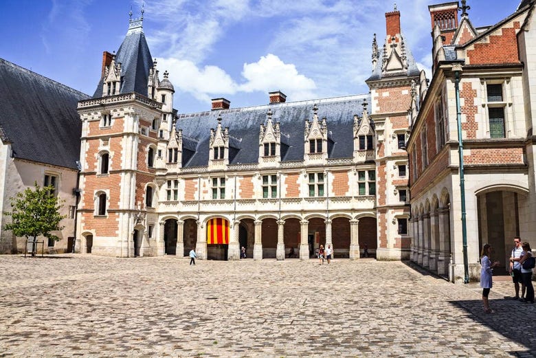Castillo de Blois, en el valle del Loira