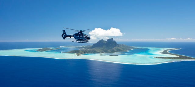 Paseo en helicóptero por Bora Bora