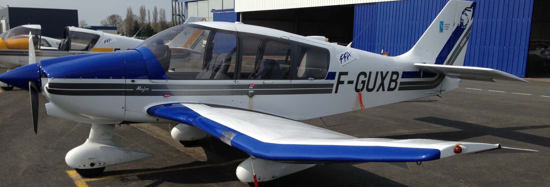 Vol en avion de tourisme dans Caen