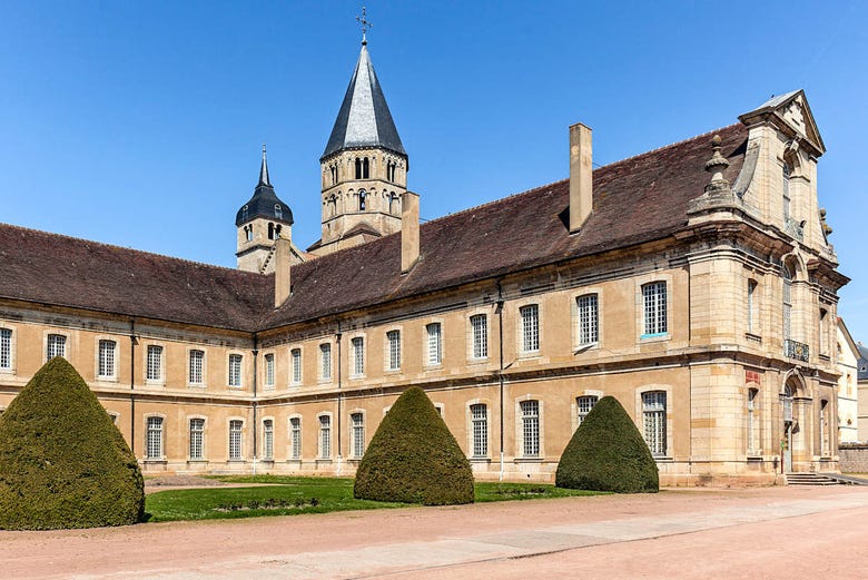 Façade de l'Abbaye de Cluny