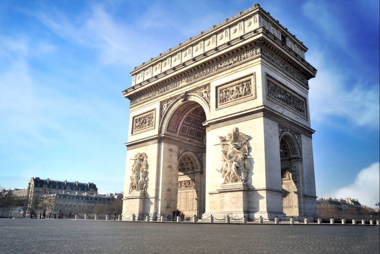 Arc de Triomphe sur les Champs-Élysées
