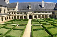 Excursão a Saumur e Fontevraud
