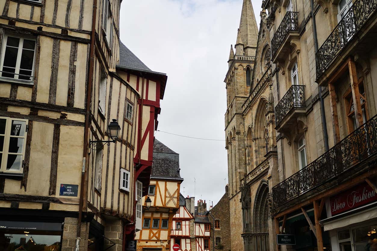 Excursion à Vannes et dans le Golfe du Morbihan depuis Nantes Excursion à Vannes et dans le Golfe du Morbihan depuis Nantes