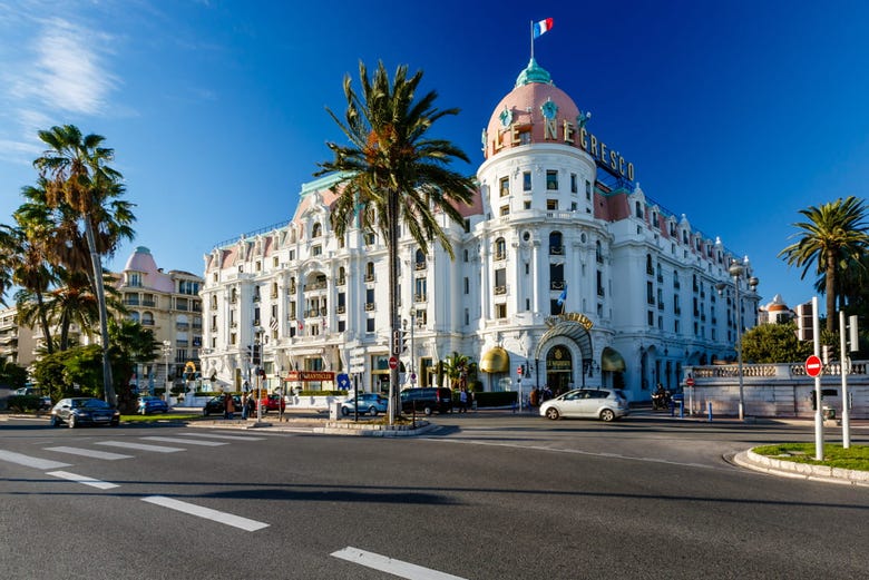 L'hotel Negresco, uno dei simboli di Nizza