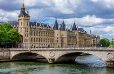 Entrada a la Conciergerie sin colas