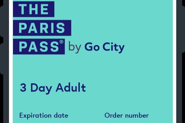 La tessera turistica di Parigi 